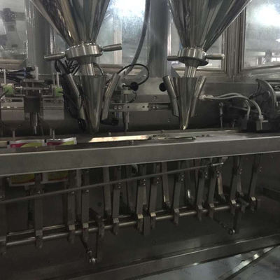 購入 高通行率のための自動キャッピングマシンでプログラム オンライン製造