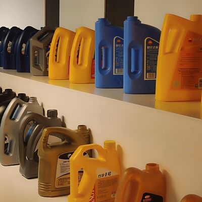 購入 工場製 トップセール 1-5L潤滑剤充填ライン 完全自動制御 online manufacture