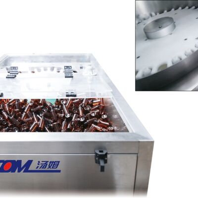 購入 ハービシド除草剤の製品のための完全自動農薬包装ライン online manufacture